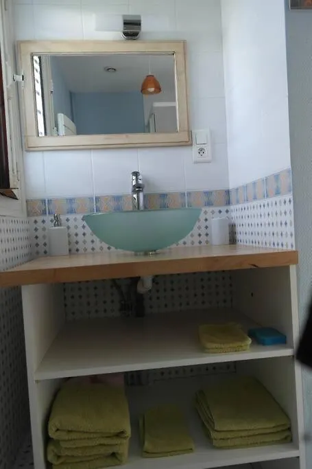 Holiday home Maison Independante 200 M Du Lac Aix-les-Bains
